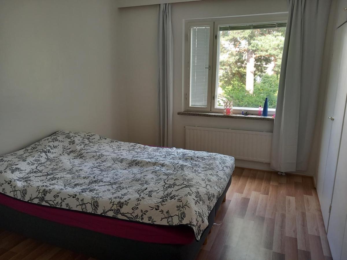 Puotilan Rose Apartamento Helsínquia Exterior foto
