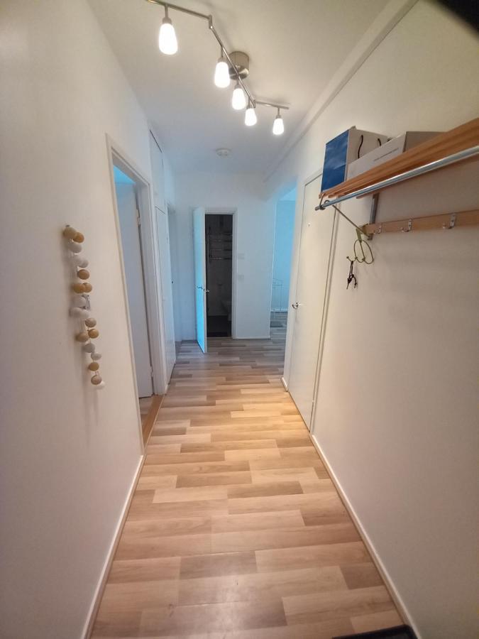 Puotilan Rose Apartamento Helsínquia Exterior foto